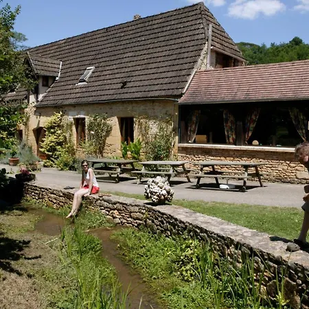 Кемпинг Camping Le Moulin Du Roch Saint-Andre-d'Allas