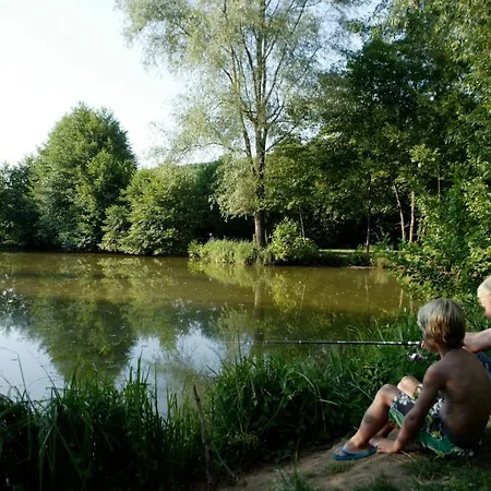 Кемпинг Camping Le Moulin Du Roch 5*
