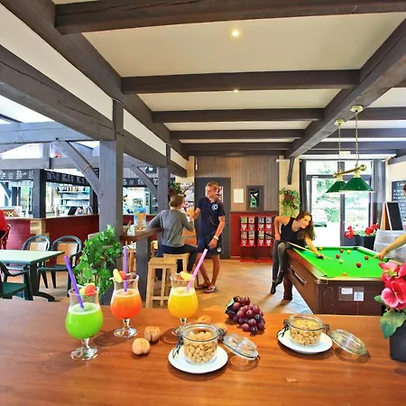 Кемпинг Camping Le Moulin Du Roch 5*