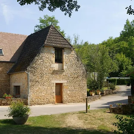 Camping Le Moulin Du Roch Saint-Andre-d'Allas